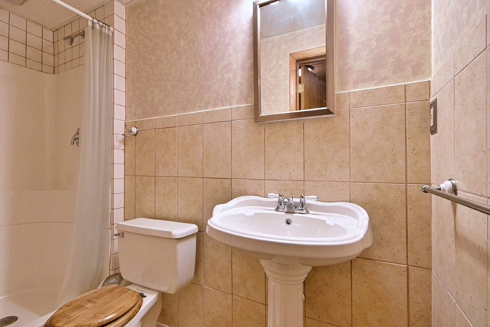 8039 Geneva Street Property Photo 35