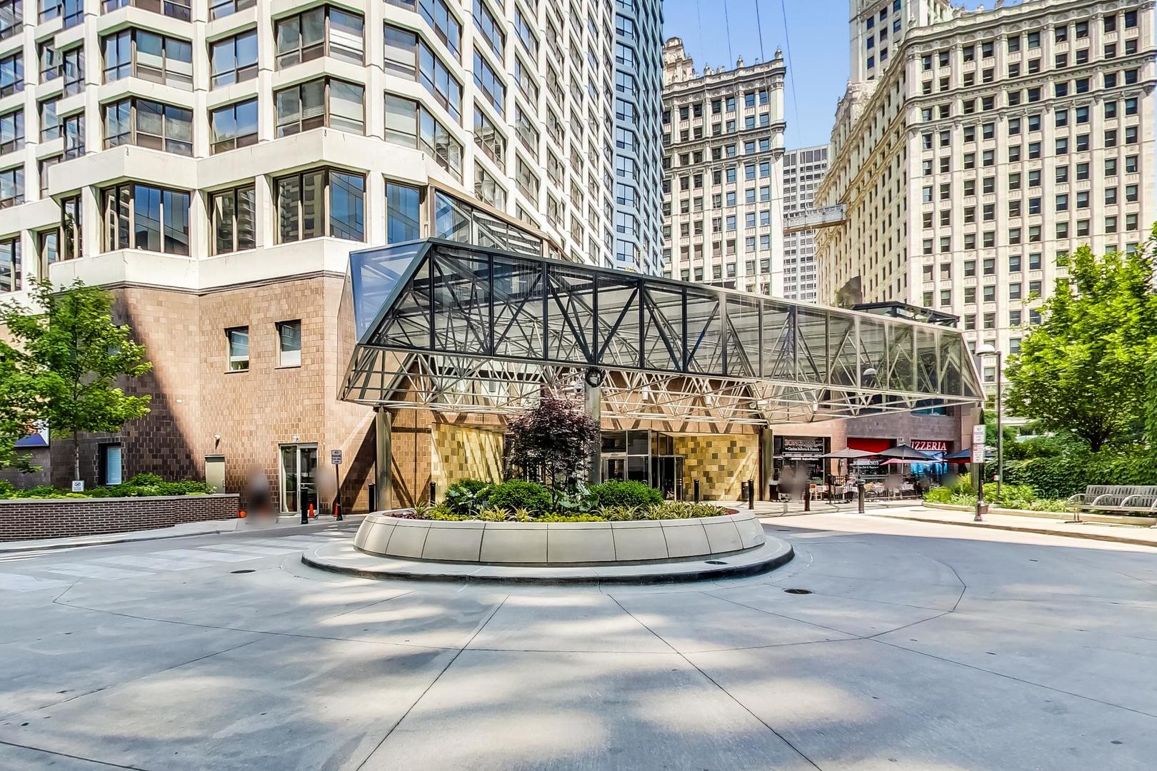 405 N Wabash Avenue 715 Property Photo 8