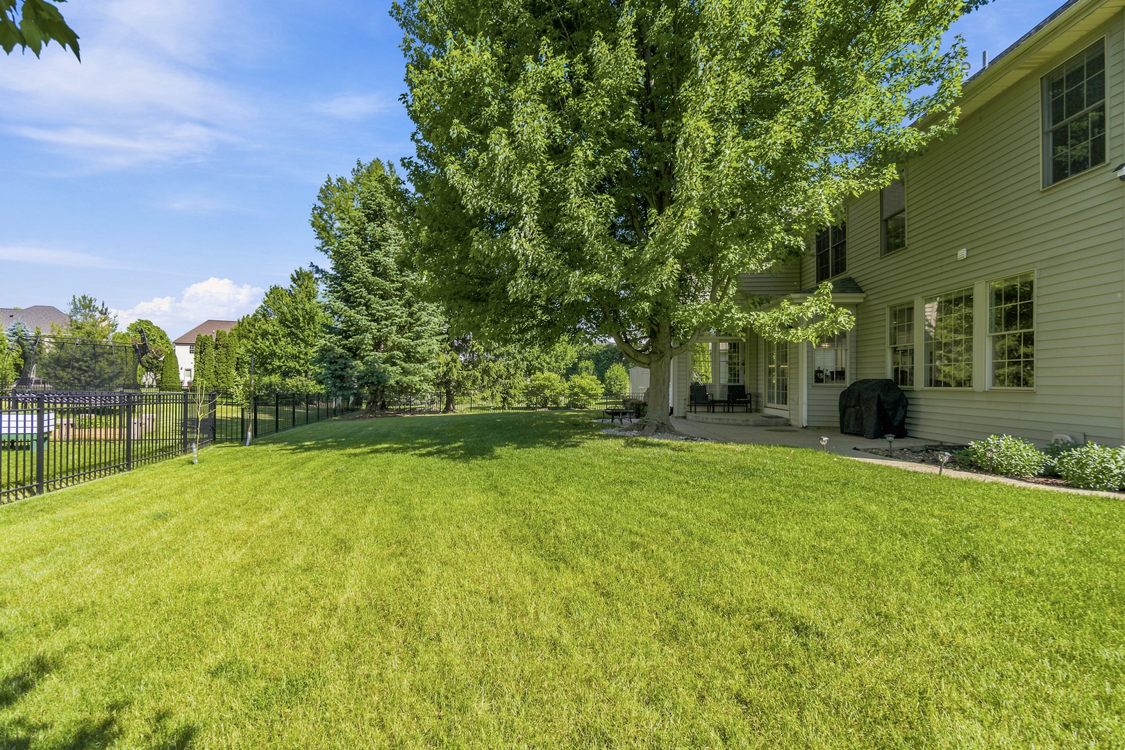 1160 Lakin Avenue Property Photo 80