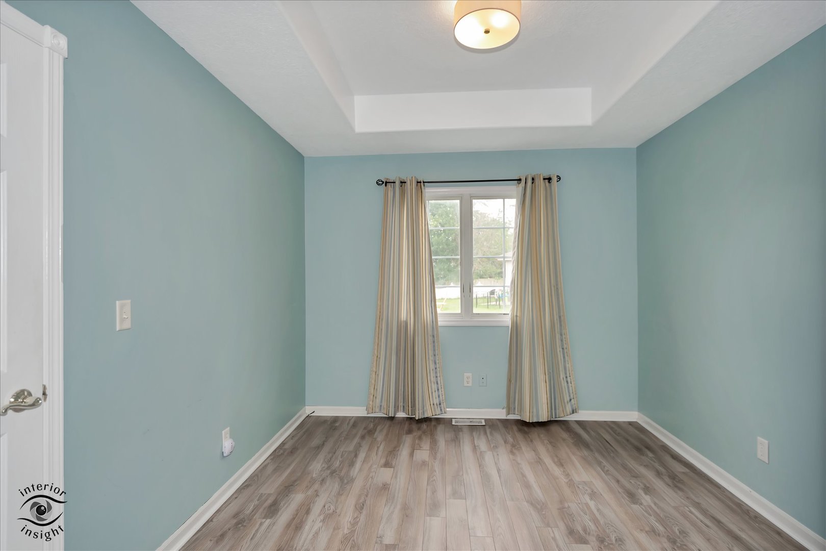 186 E Adams Street Property Photo 19