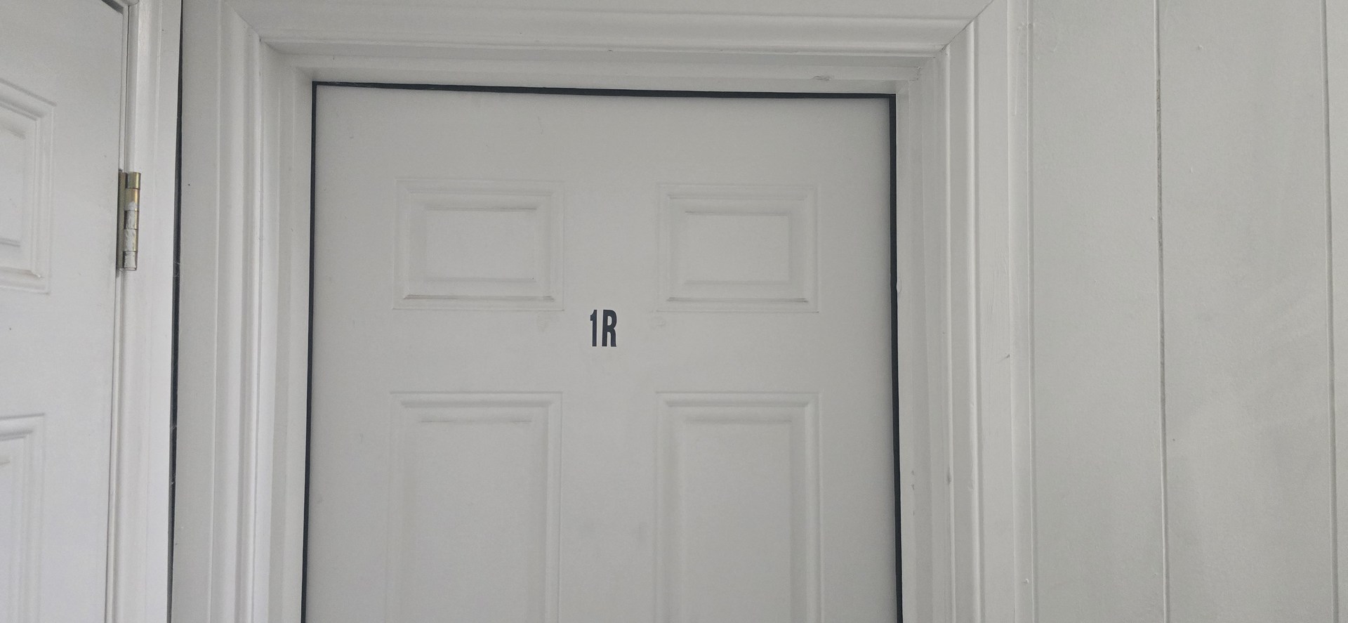8222 S South Shore Drive 1r Property Photo 9