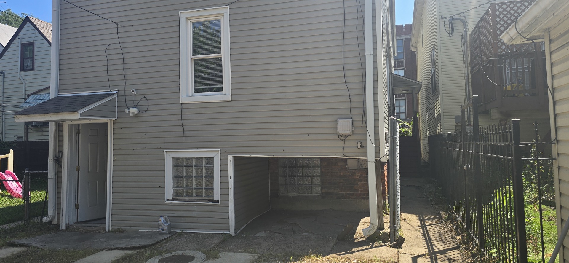 8222 S South Shore Drive 1r Property Photo 13