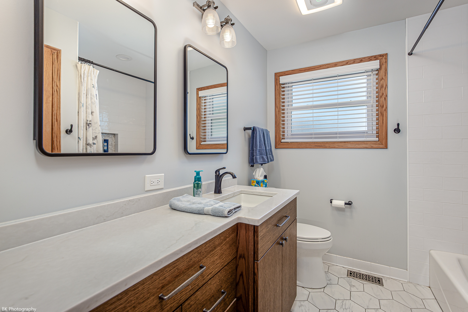 8120 Mayfield Avenue Property Photo 16
