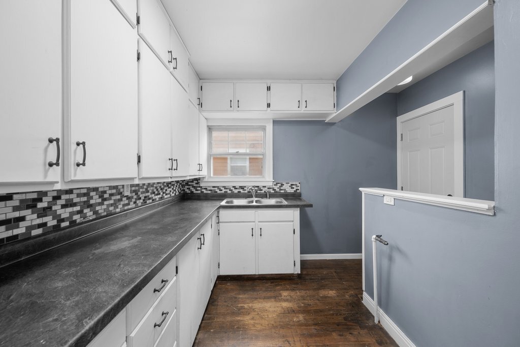 433 51st Street Property Photo 9