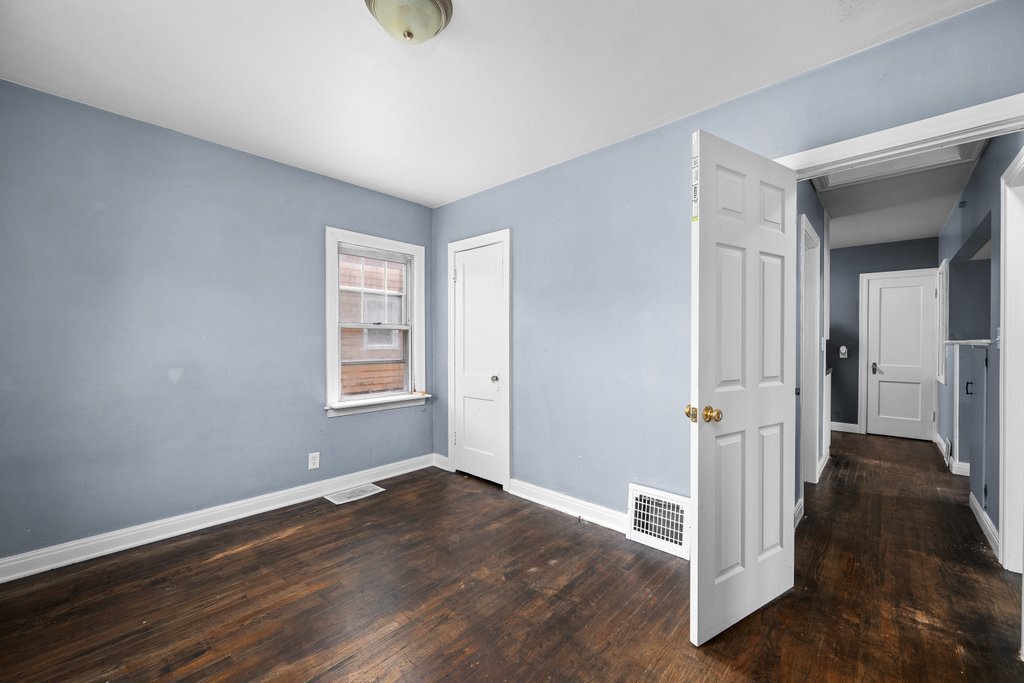 433 51st Street Property Photo 13
