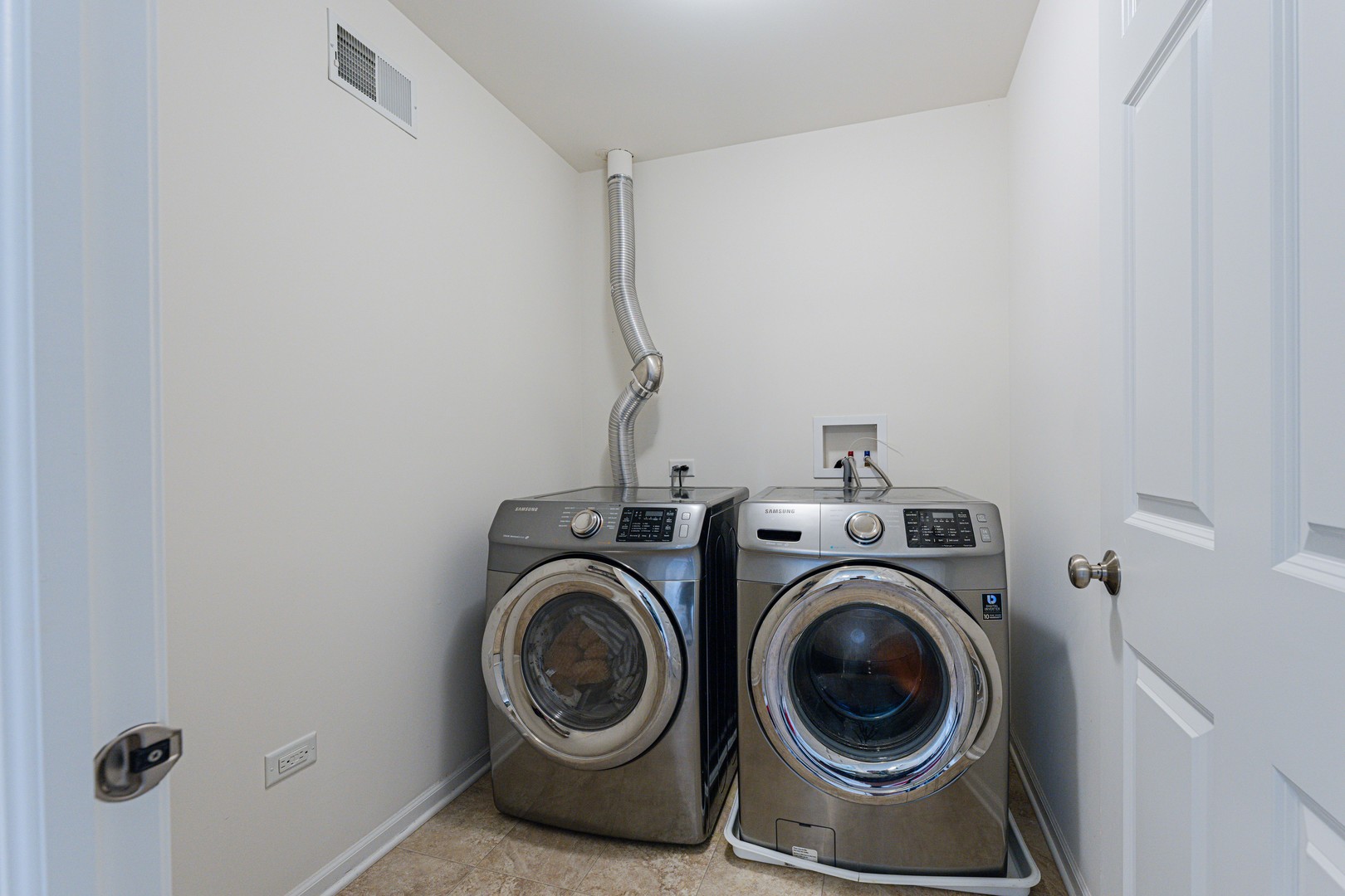 2832 Henley Lane Property Photo 22