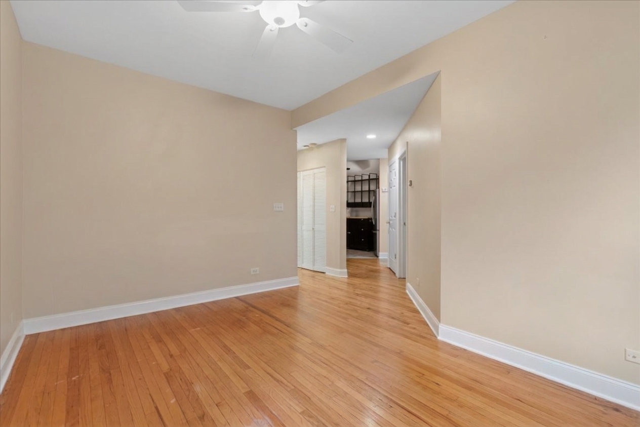 4916 N Kedzie Avenue 2w Property Photo 5