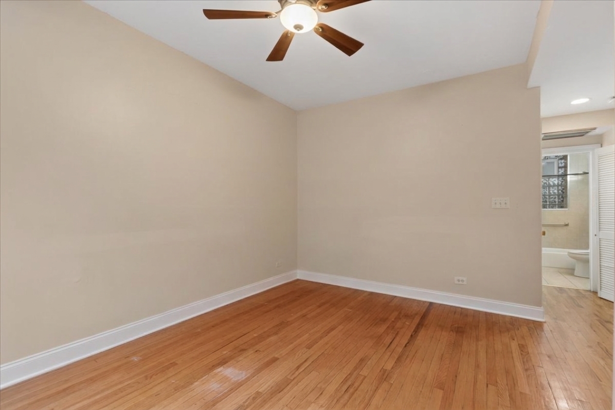 4916 N Kedzie Avenue 2w Property Photo 7