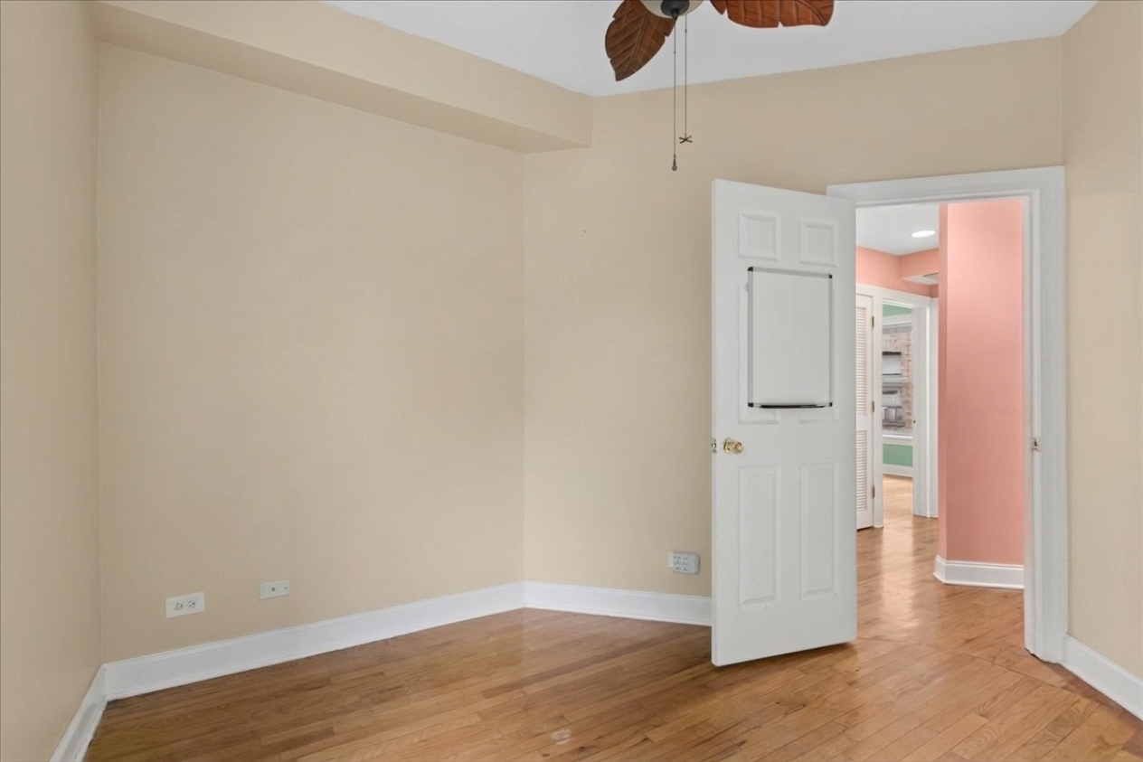 4916 N Kedzie Avenue 2w Property Photo 17