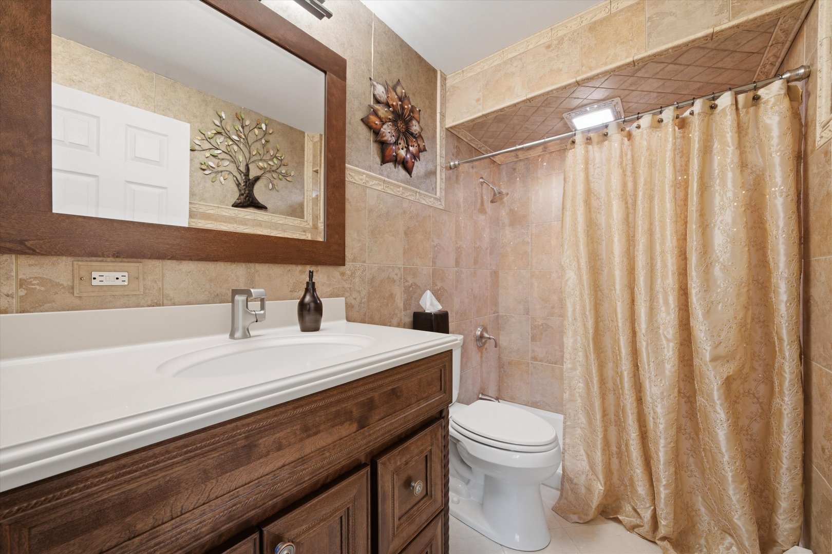 11132 S 84th Avenue 3b Property Photo 13