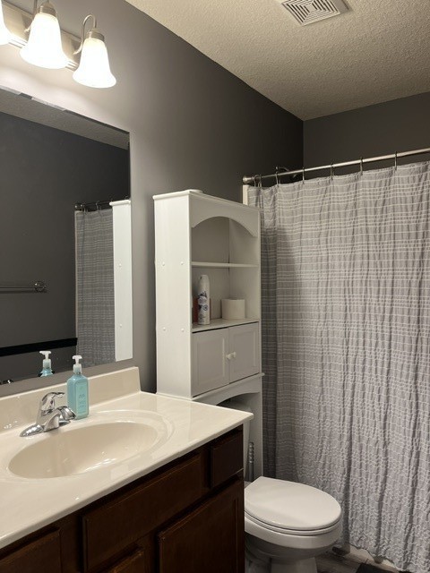 25 W Village Circle Property Photo 15