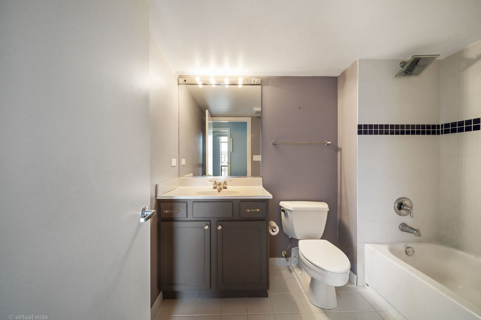 1111 W 15th Street 410 Property Photo 16