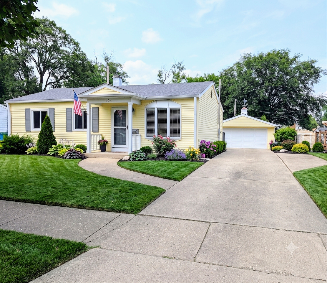 104 Forest Place Property Photo 1