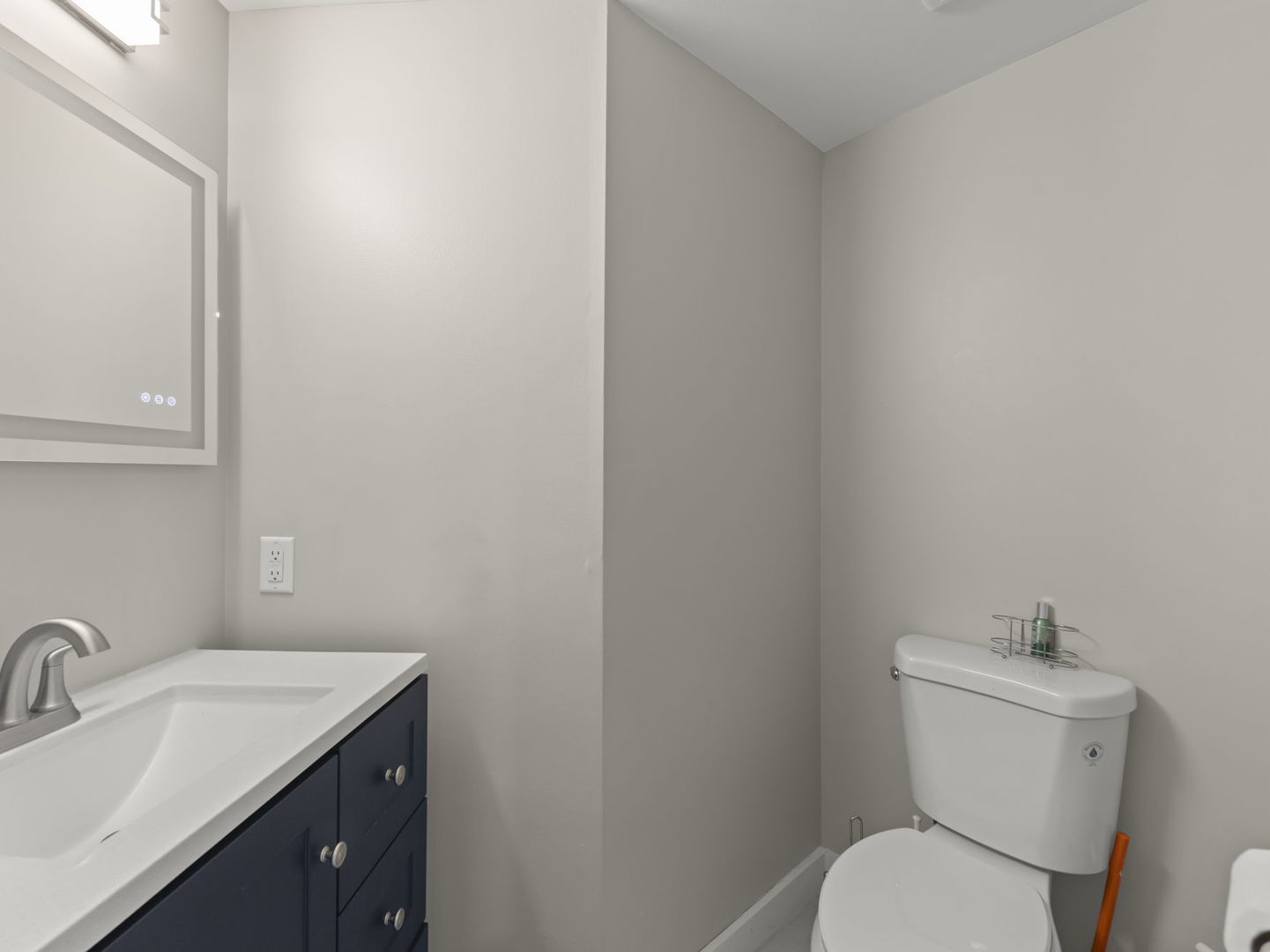 972 Westgate Drive Property Photo 13