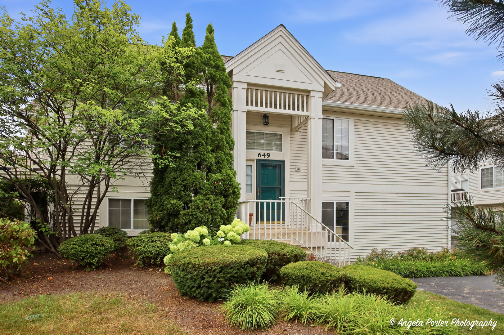 649 S Parkside Drive Property Photo 1