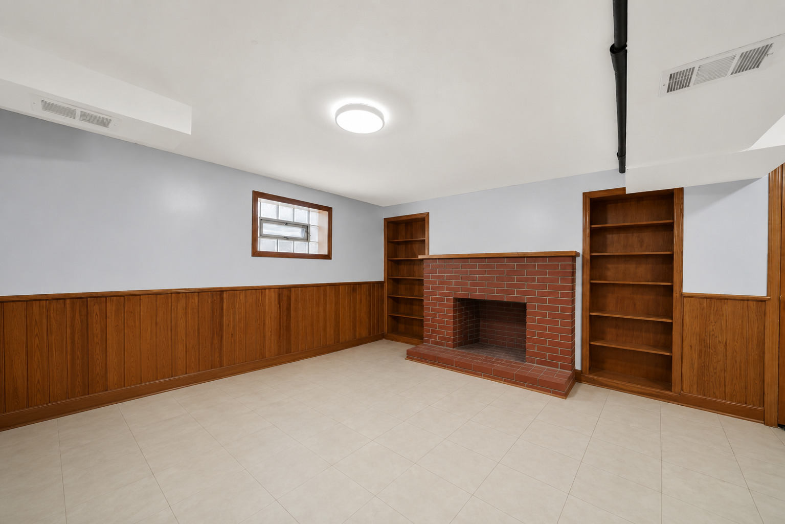 6452 S Knox Avenue Property Photo 12