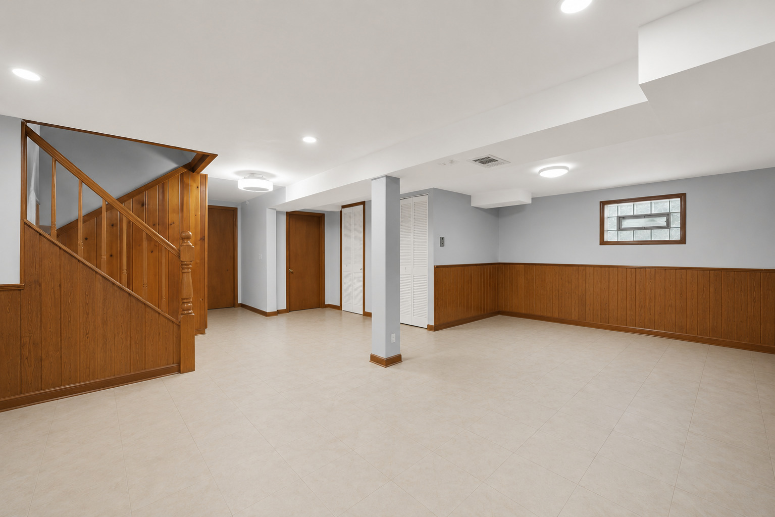 6452 S Knox Avenue Property Photo 13