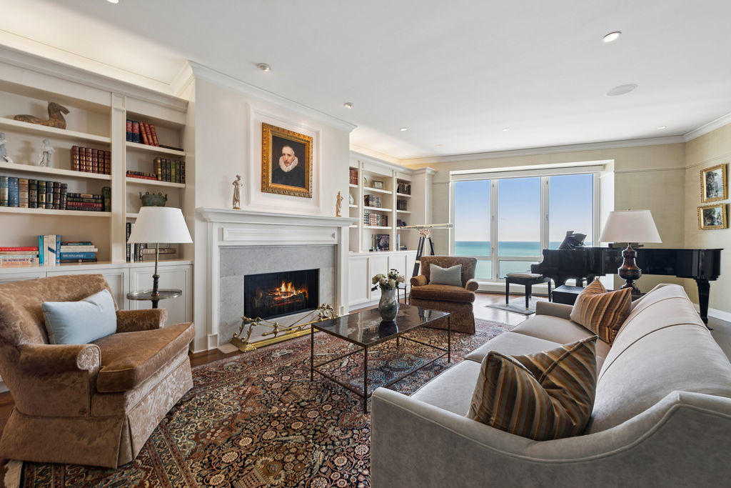 840 N Lake Shore Drive 1801 Property Photo 5