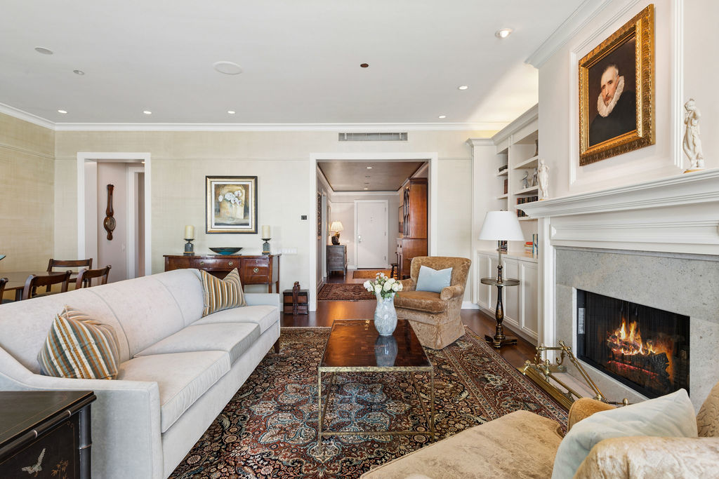 840 N Lake Shore Drive 1801 Property Photo 7
