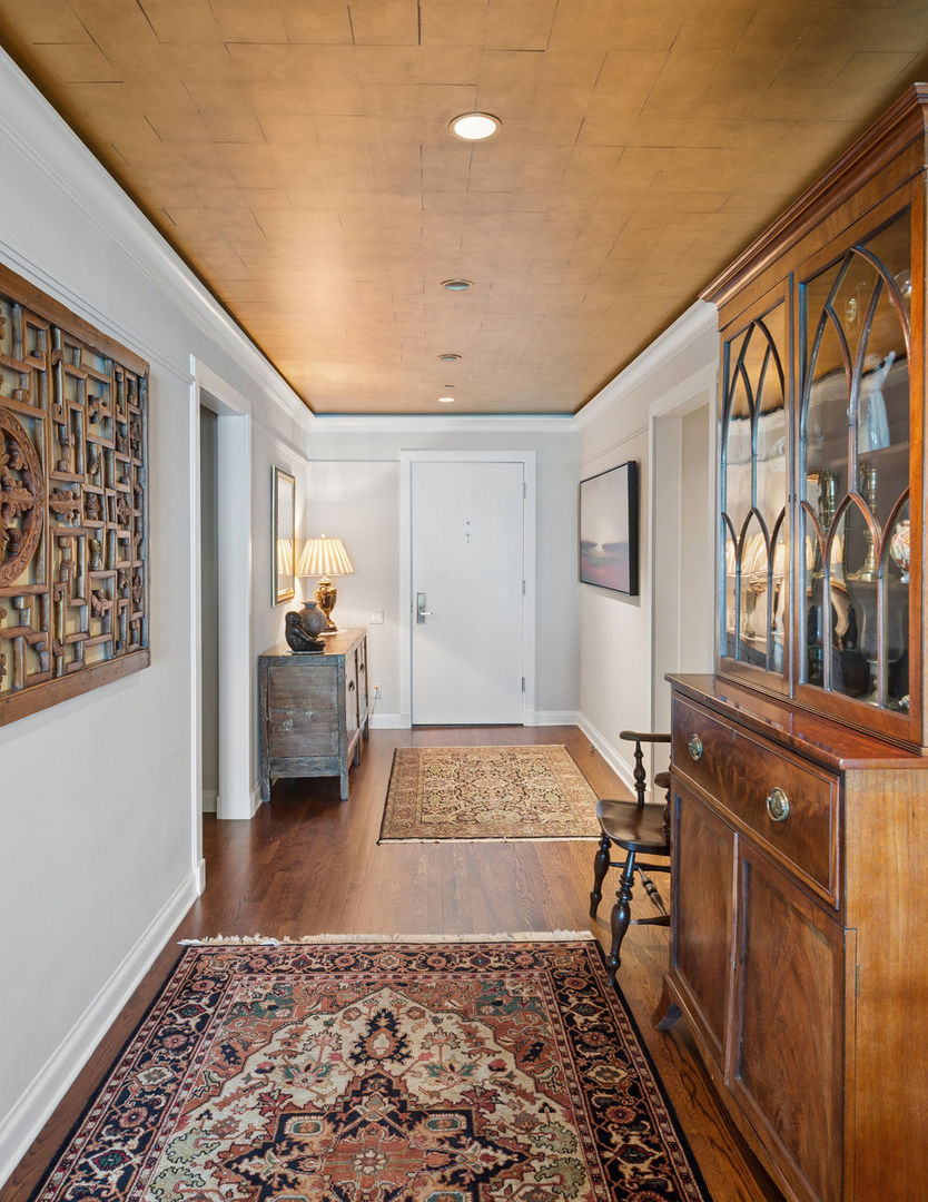 840 N Lake Shore Drive 1801 Property Photo 22