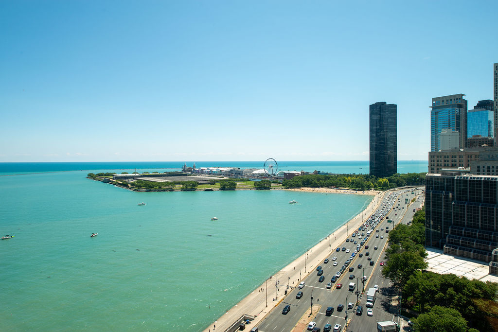 840 N Lake Shore Drive 1801 Property Photo 35