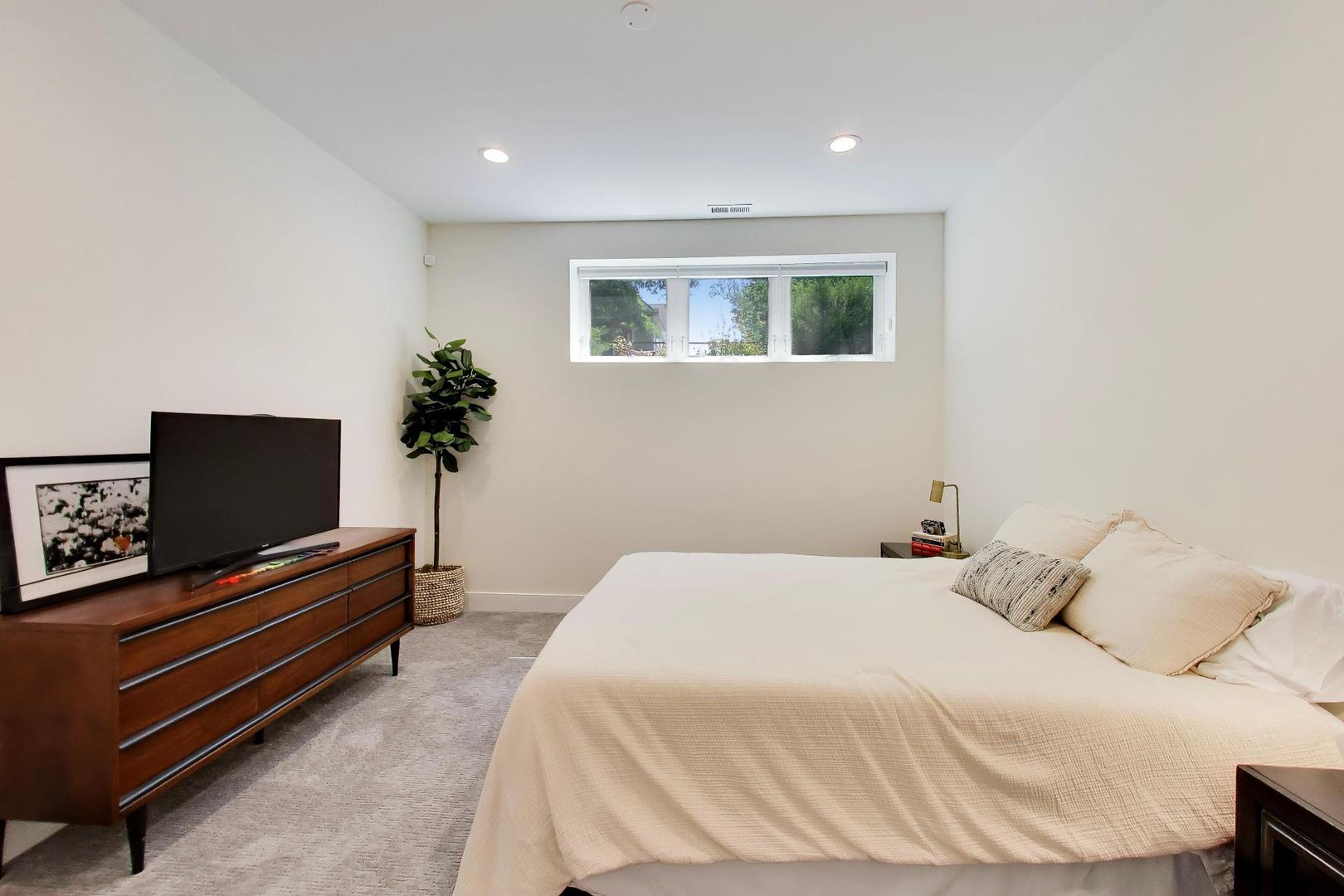 3518 W Cortland Street 1 Property Photo 38