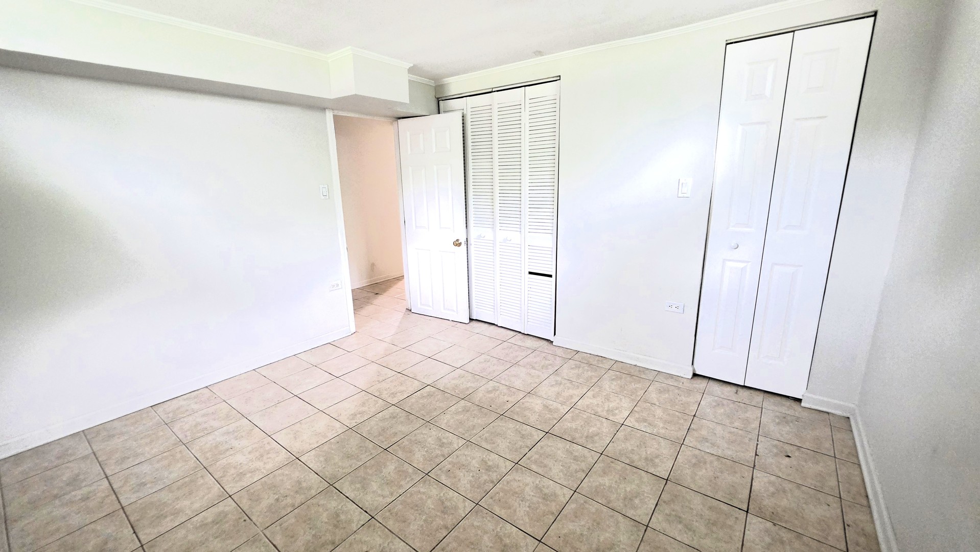 1201 E Euclid Avenue Property Photo 13
