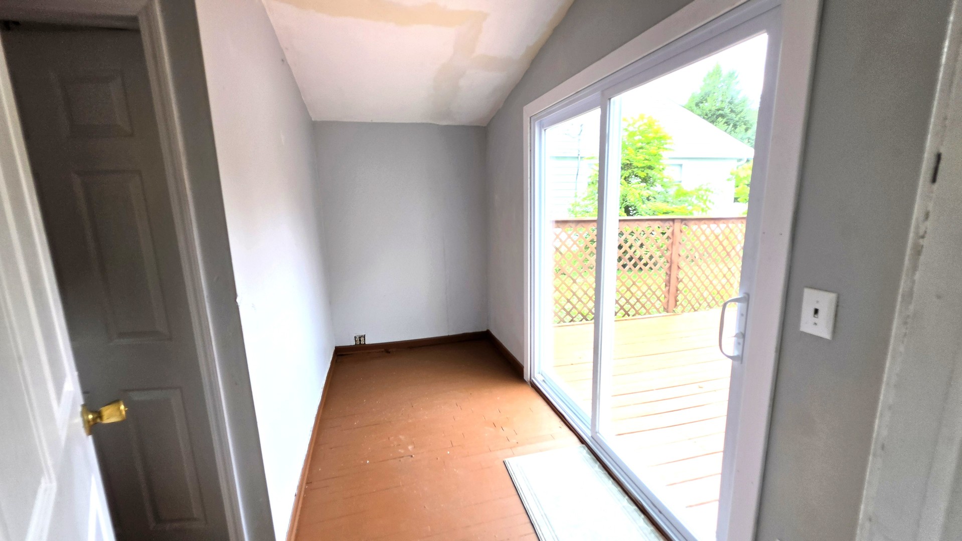 1201 E Euclid Avenue Property Photo 18