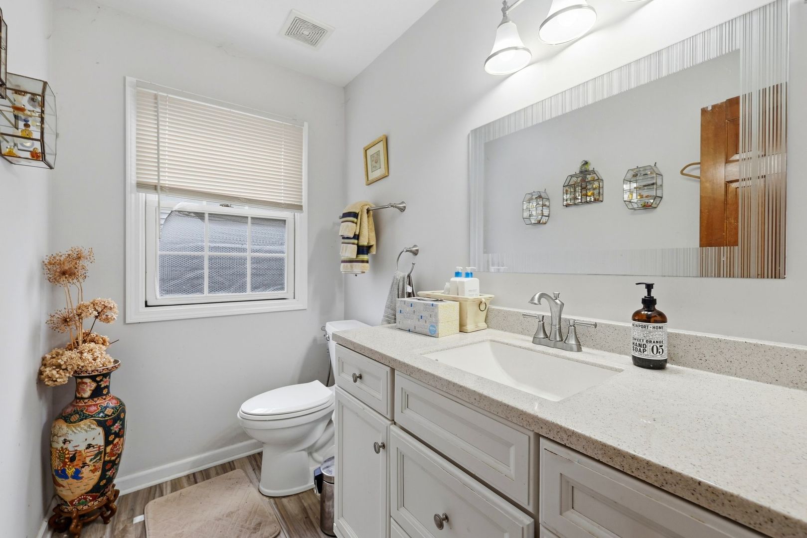 1892 Marne Road Property Photo 14