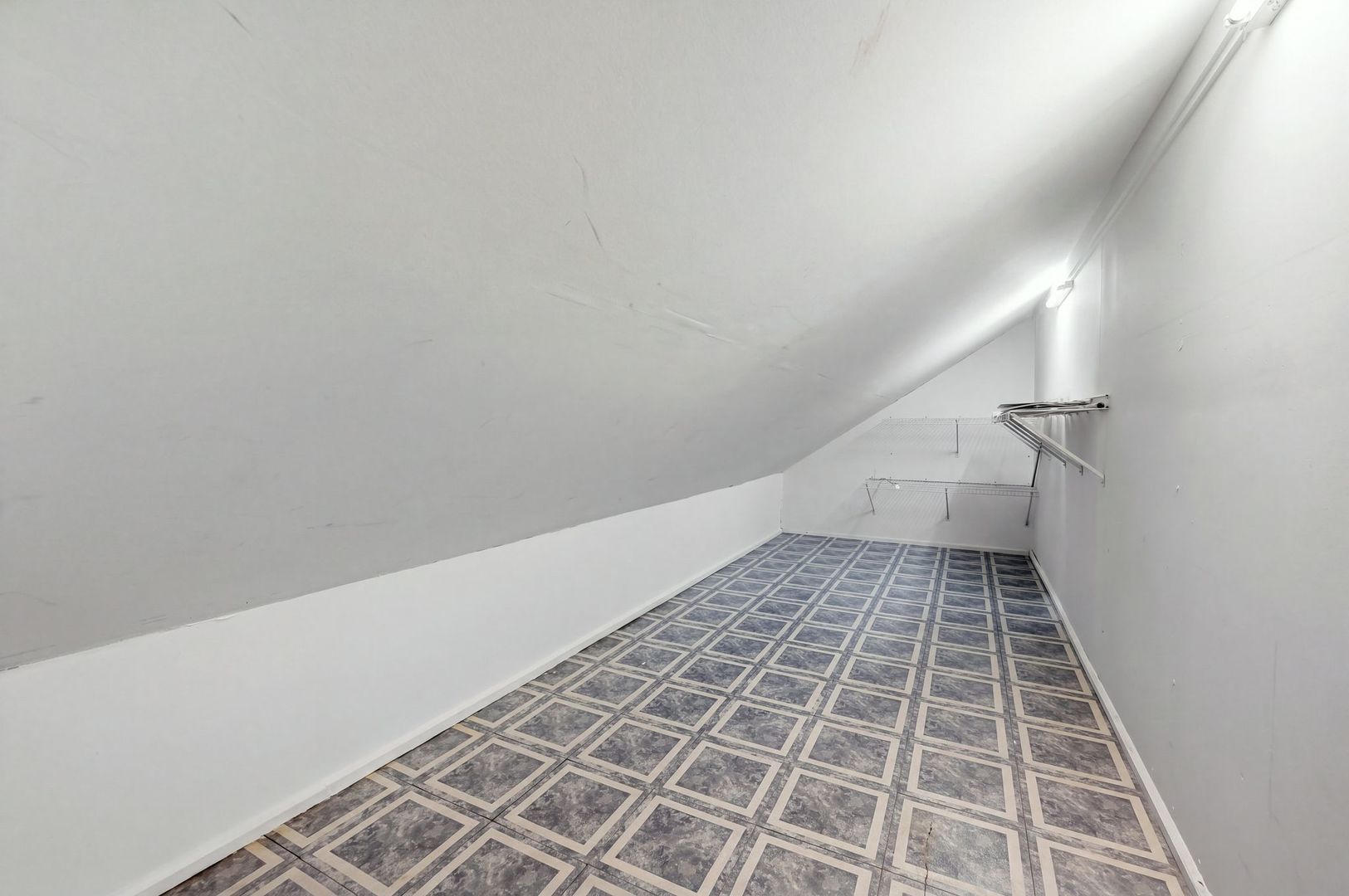 1892 Marne Road Property Photo 19