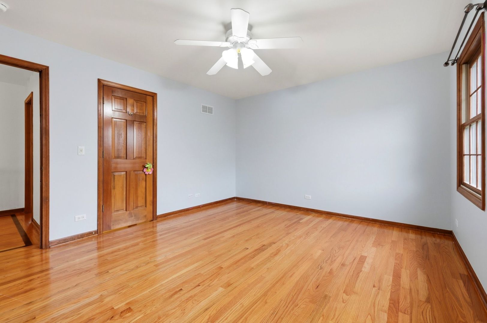 1892 Marne Road Property Photo 21