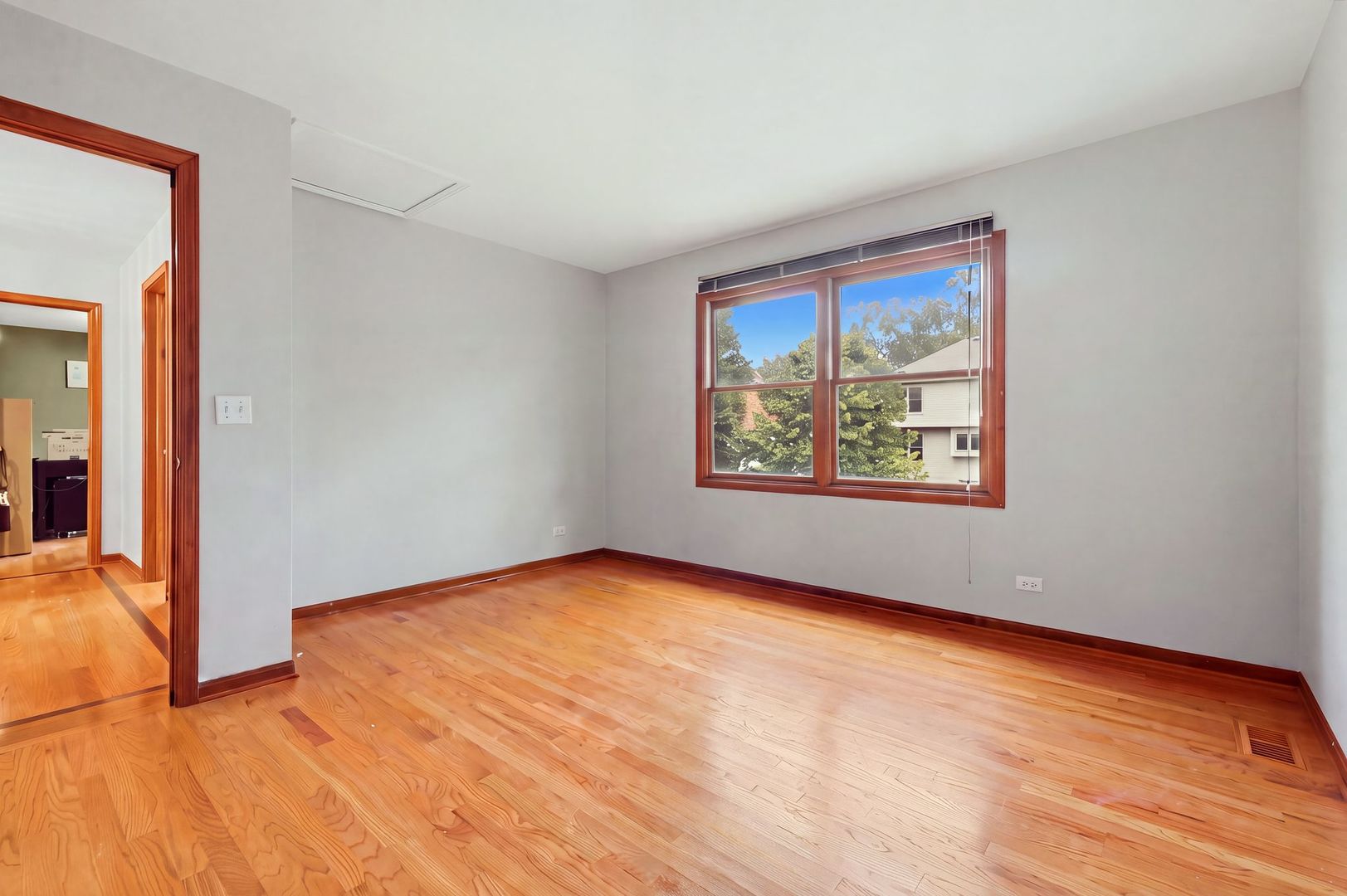 1892 Marne Road Property Photo 25