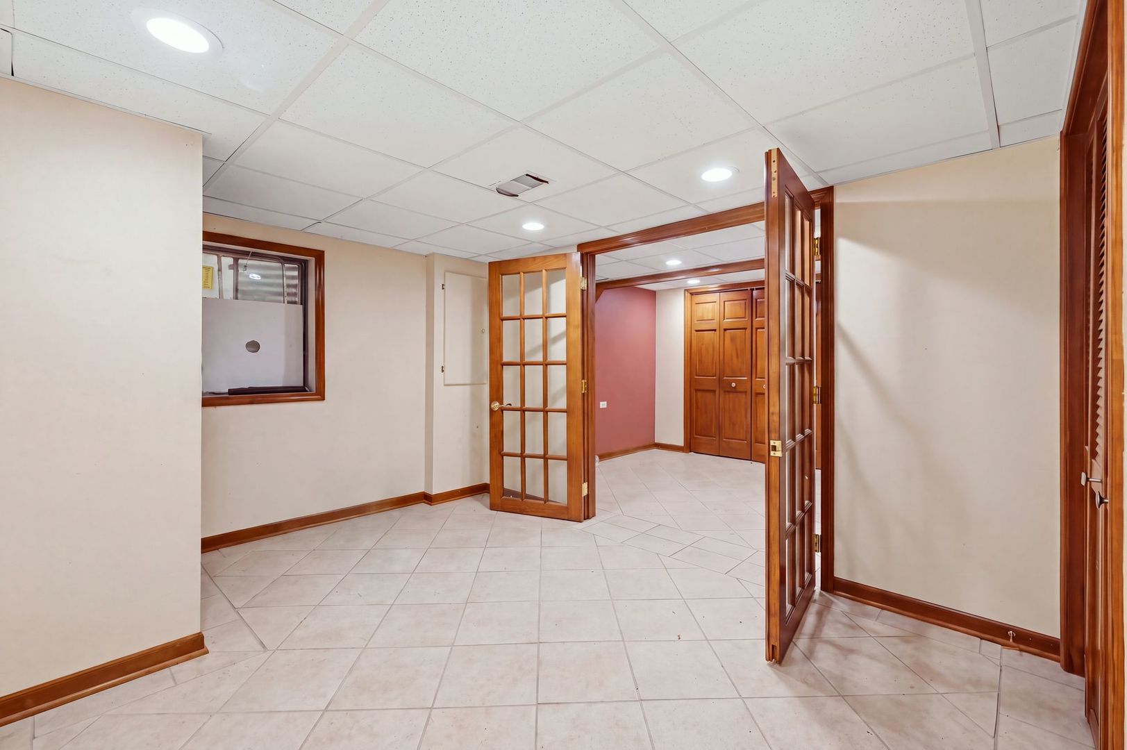 1892 Marne Road Property Photo 30