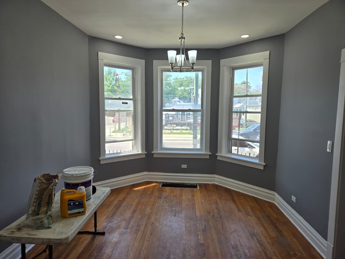 3103 N Kedzie Avenue Property Photo 8