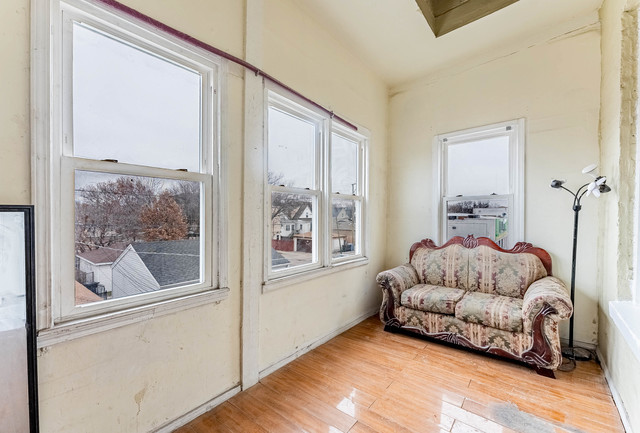 3103 N Kedzie Avenue Property Photo 25