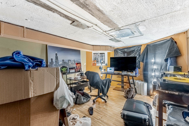 3103 N Kedzie Avenue Property Photo 27
