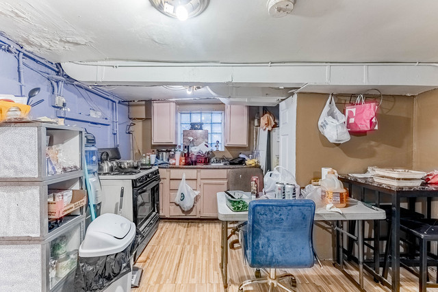 3103 N Kedzie Avenue Property Photo 28