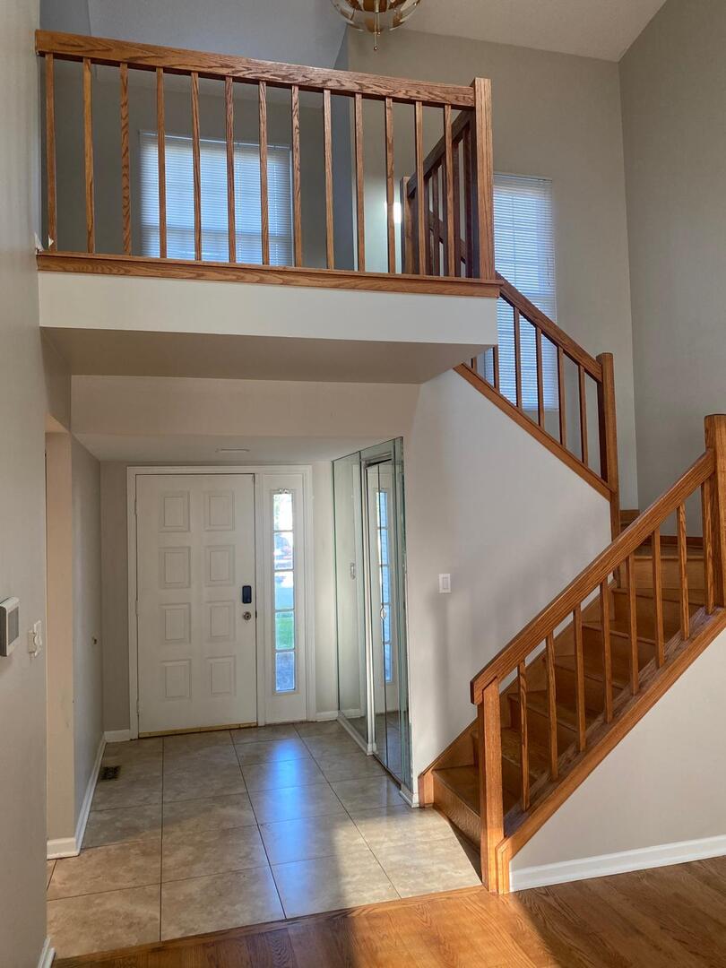 1102 Southbridge Lane Property Photo 4