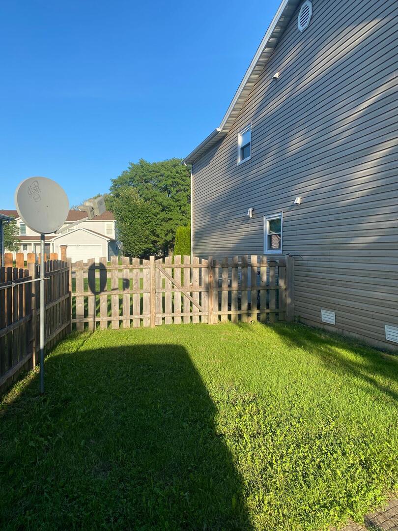 1102 Southbridge Lane Property Photo 27