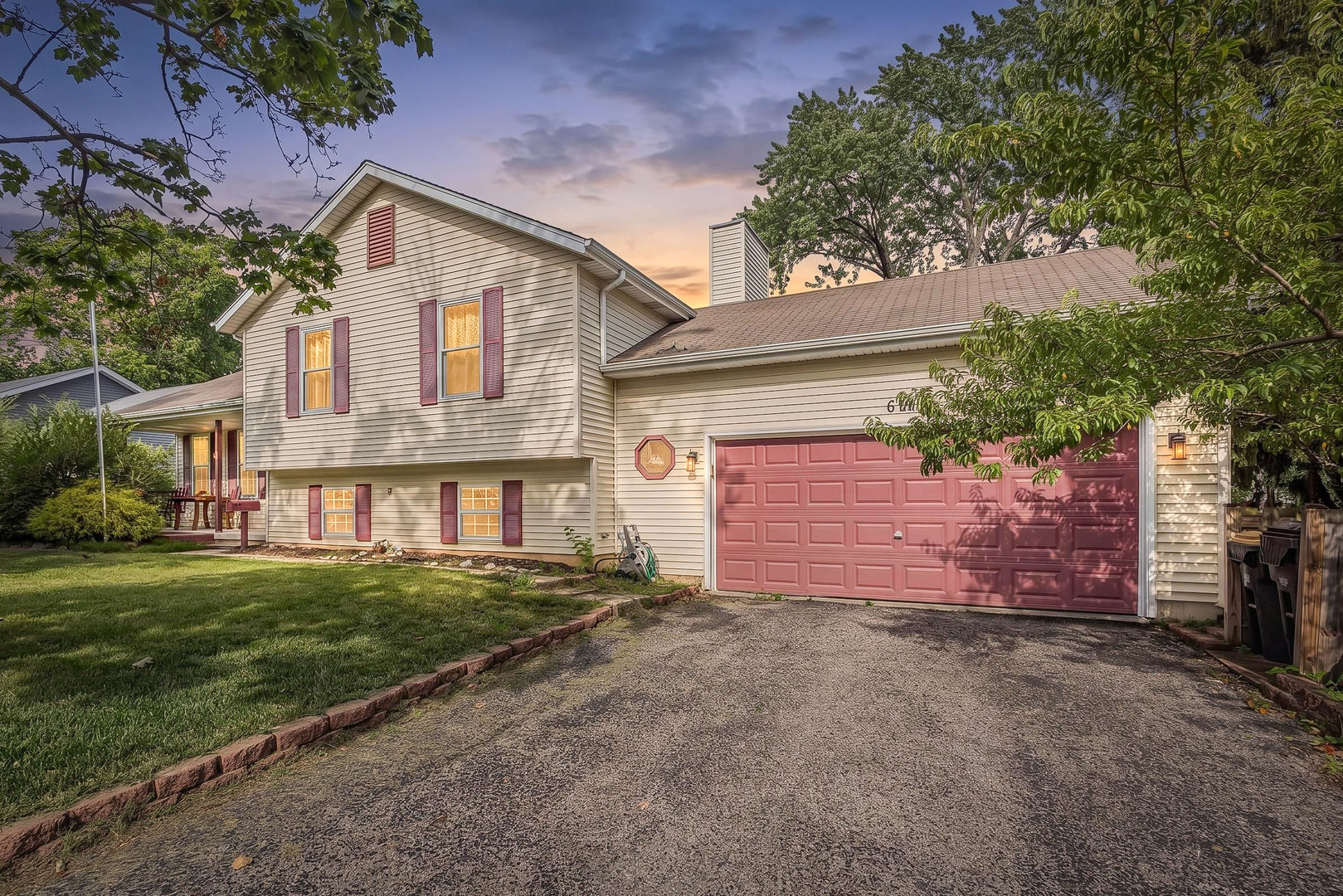 611 Parkway Avenue Property Photo 1