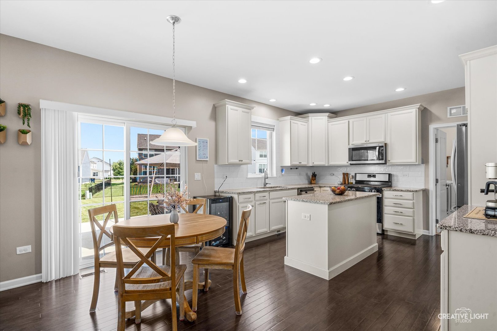 3625 Congressional Parkway Property Photo 8