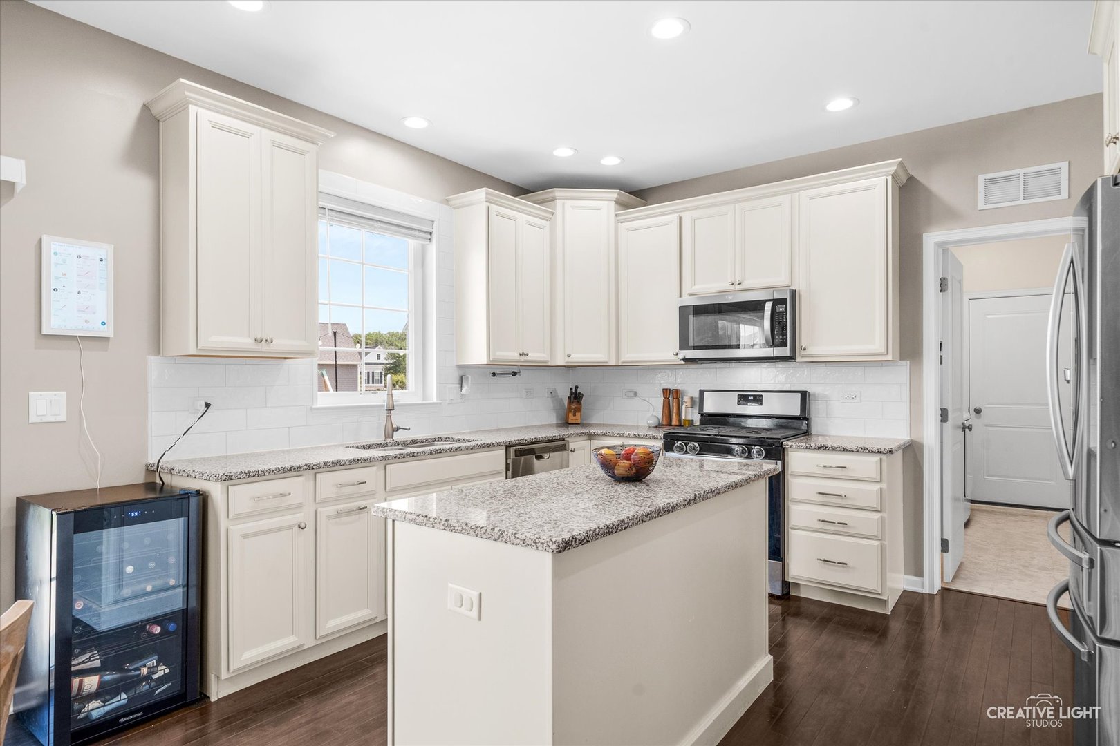 3625 Congressional Parkway Property Photo 10