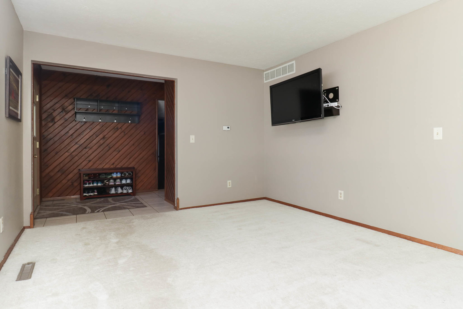 301 Garden Road Property Photo 7