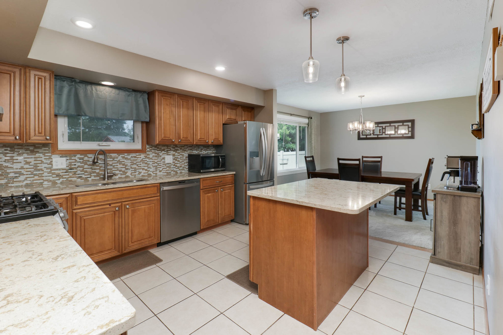 301 Garden Road Property Photo 9