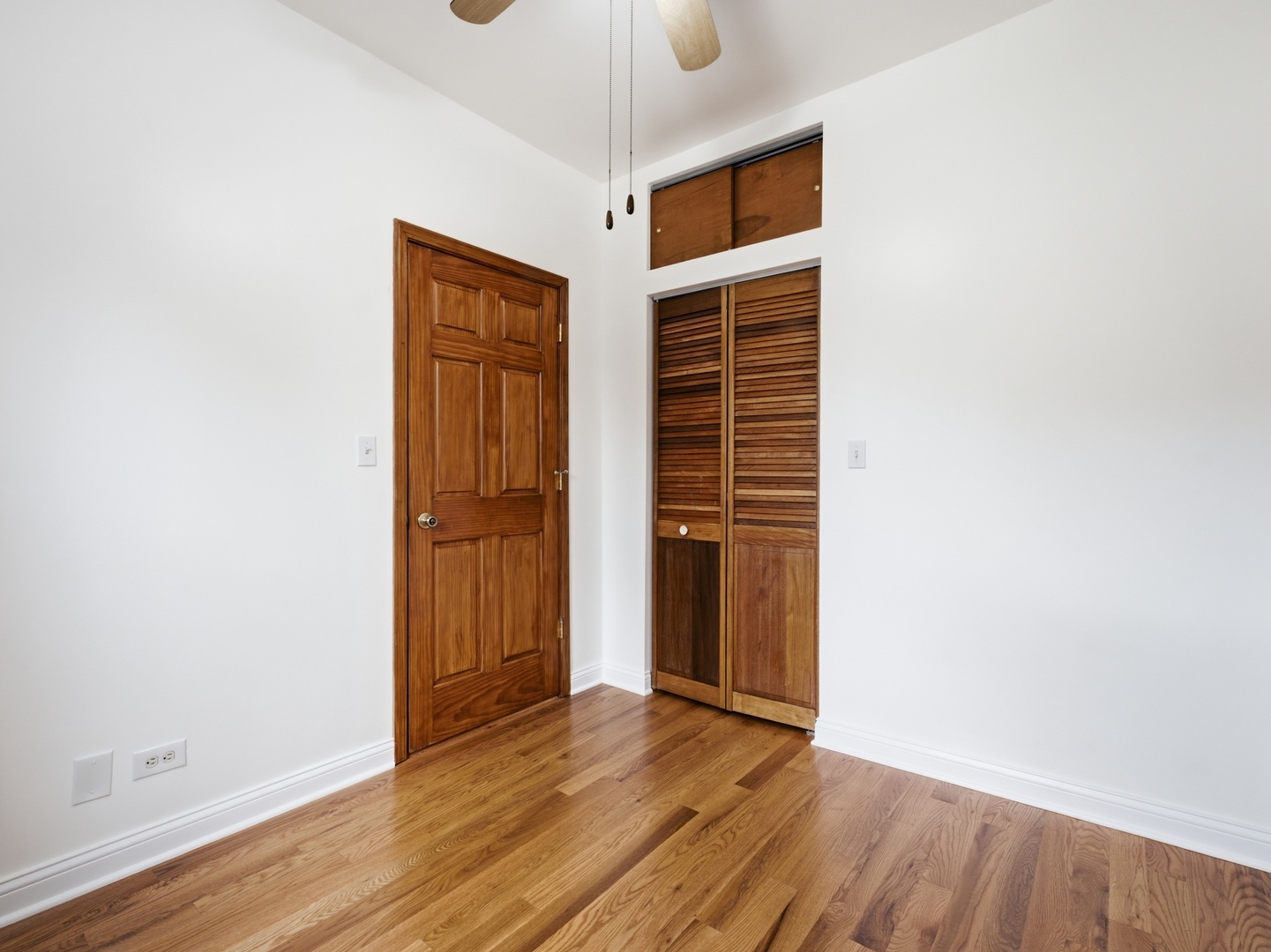 3408 N Springfield Avenue 2 Property Photo 5
