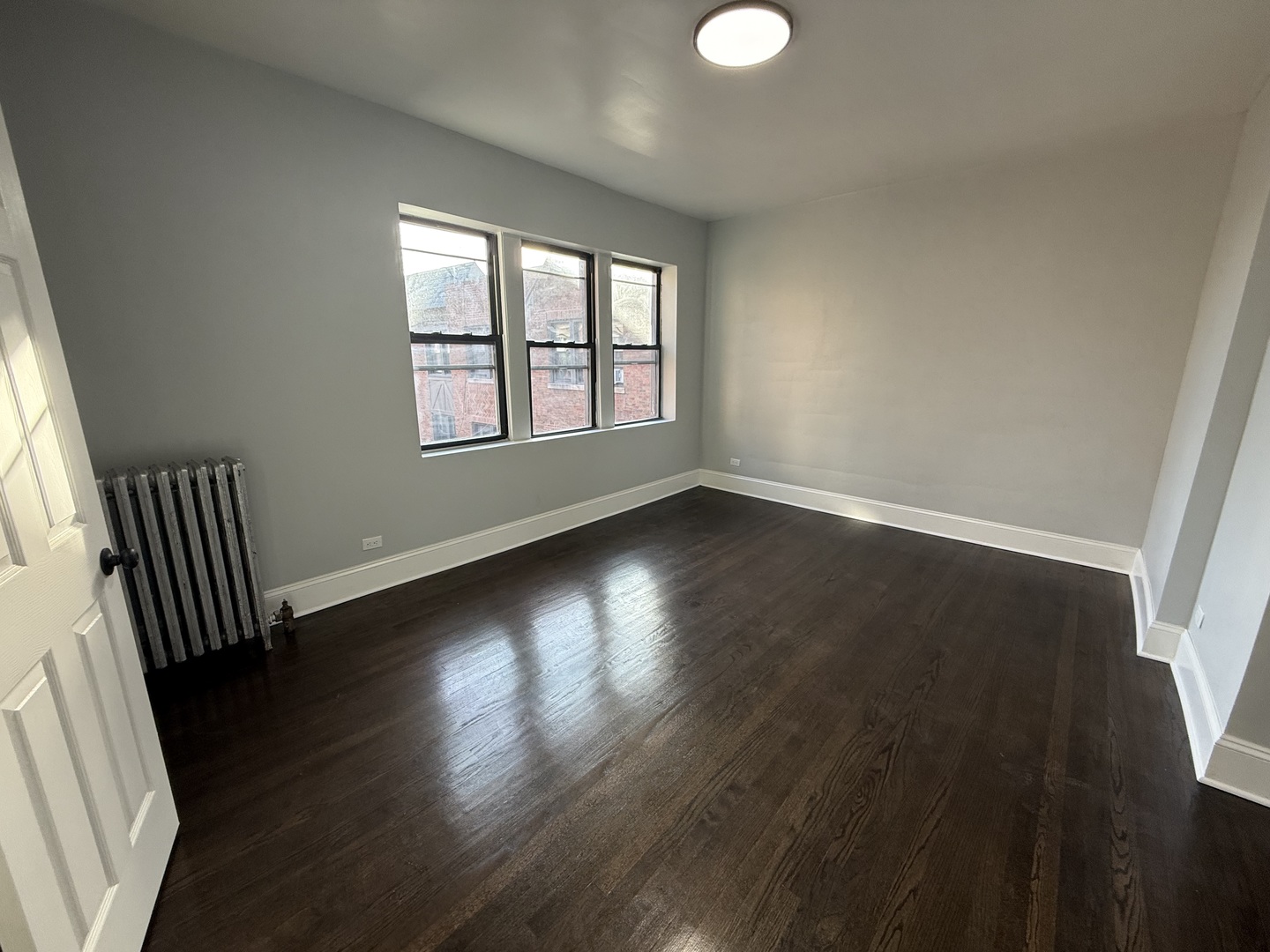 5244 S Drexel Avenue 1e Property Photo 3