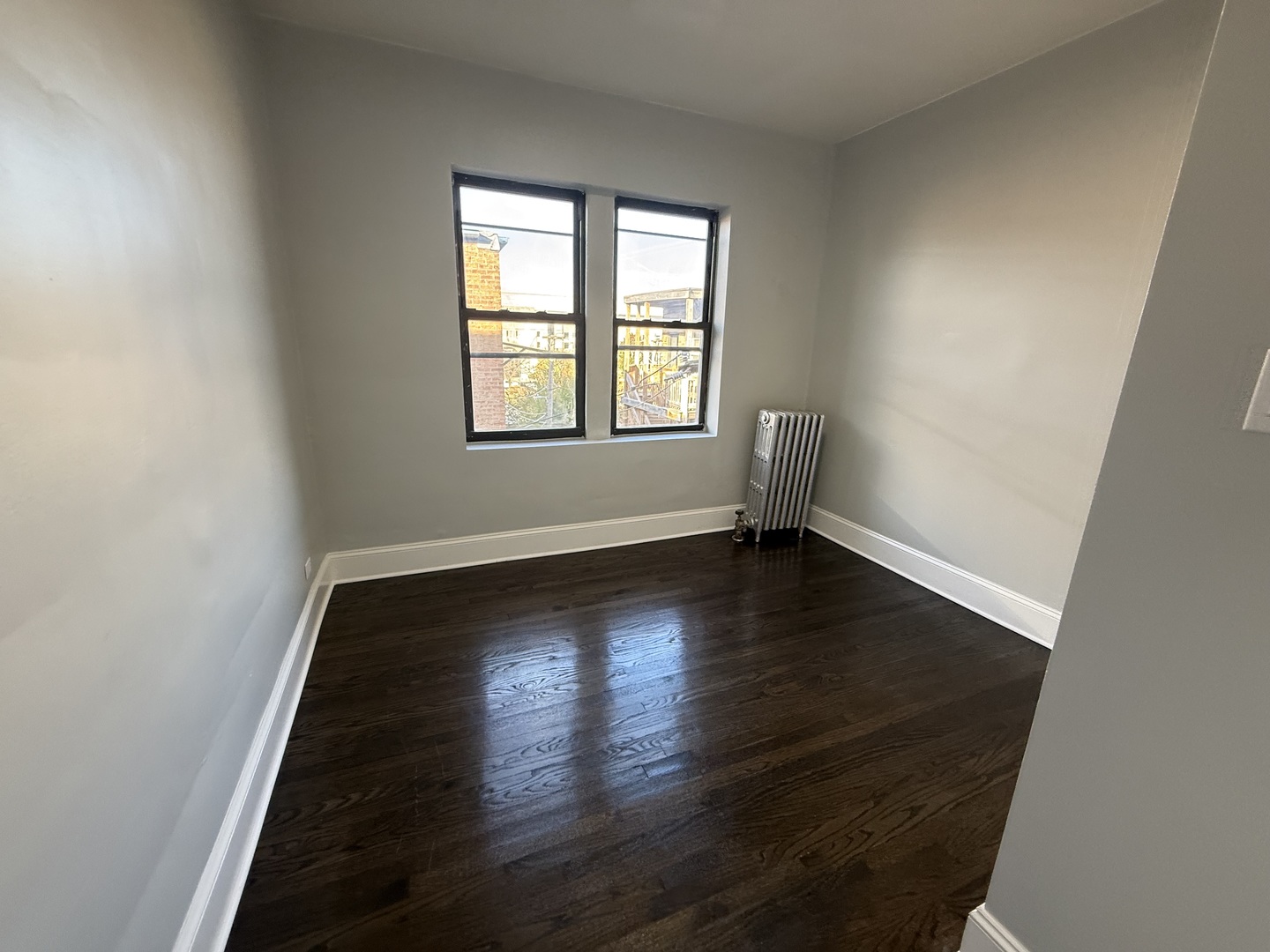 5244 S Drexel Avenue 1e Property Photo 5