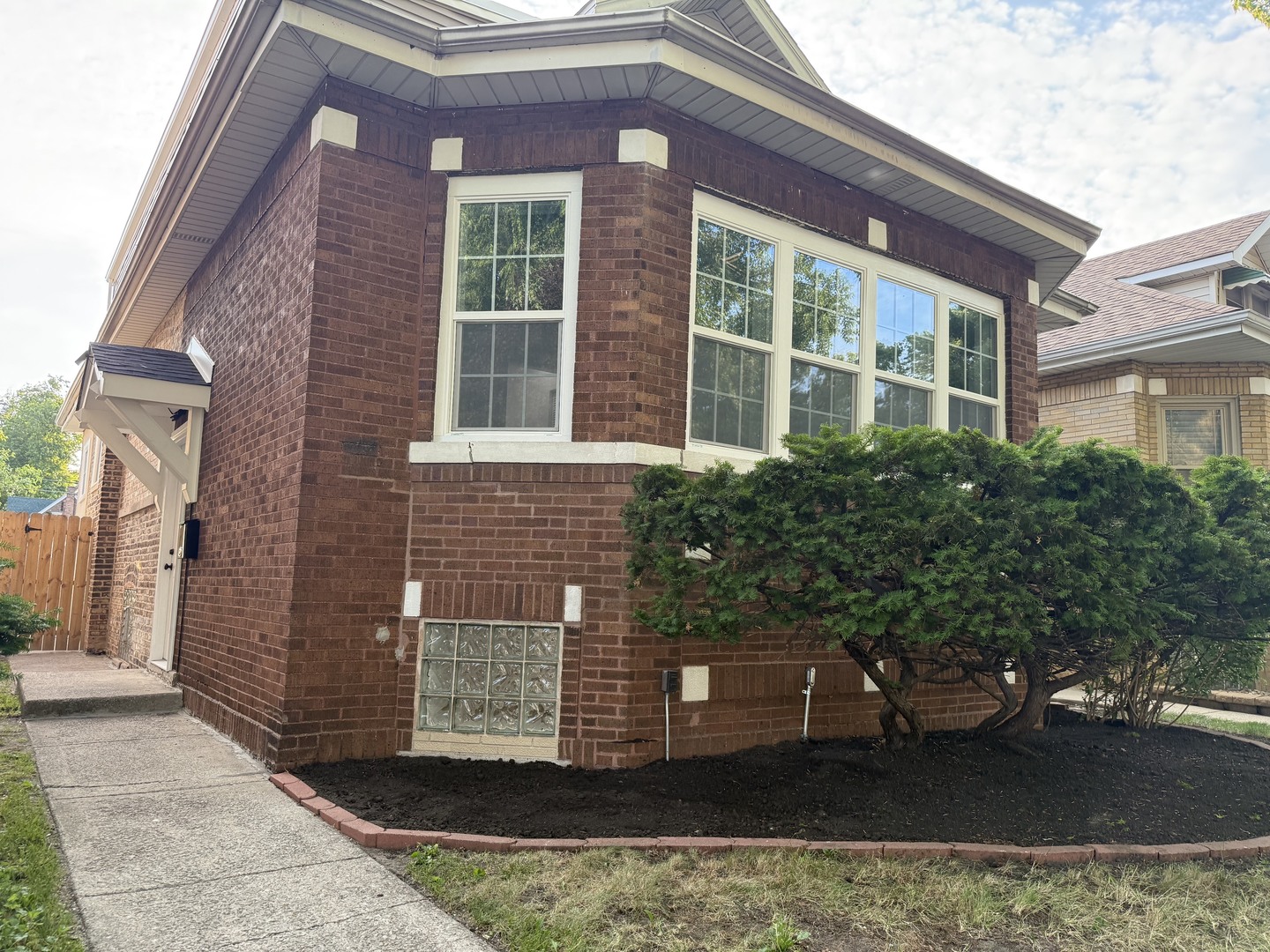 8232 S Calumet Avenue Property Photo 49