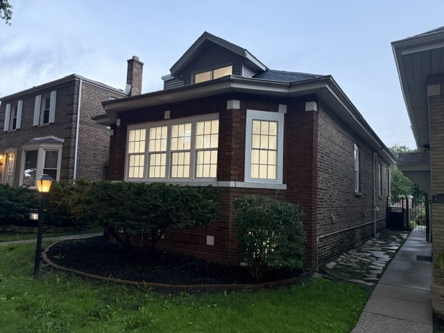 8232 S Calumet Avenue Property Photo 56