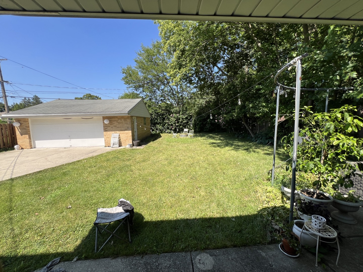 7338 N Tripp Avenue Property Photo 14